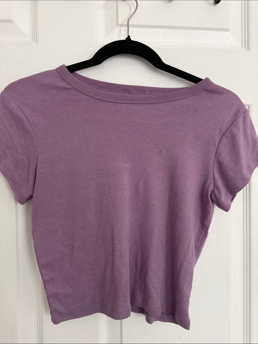 Women’s Short Sleeve Crewneck Tee in Lavender